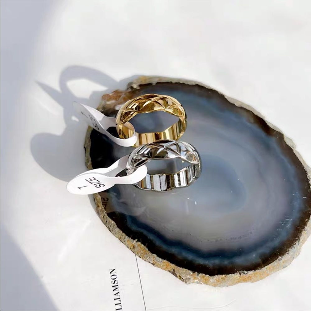 Add on + $8 ❤️ NWT : gold plated Korean rings
